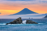 海と富士山・嵐の後の風景 II